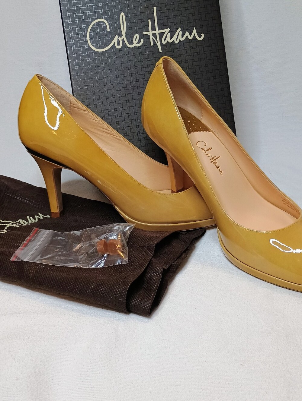 COLE HAAN Patent Leather Pumps NikeAir Cushioning 8B Heels Shoe Fall Color! New!